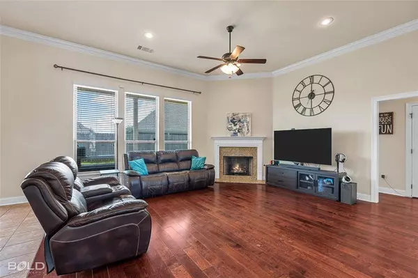 657 Alder Lane, Bossier City, LA 71111