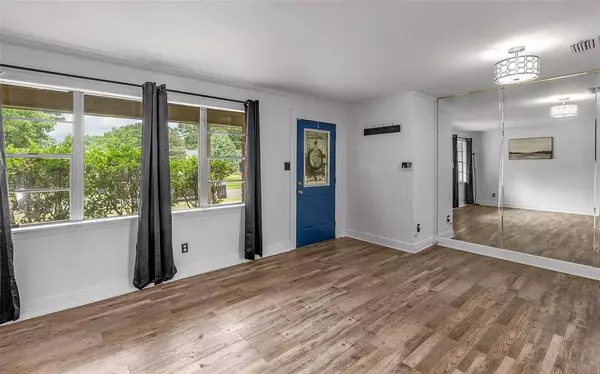 9039 Sara Lane, Shreveport, LA 71118