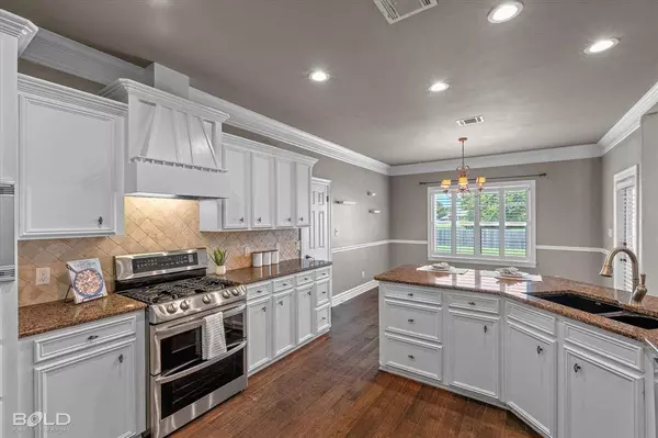 6021 Parliament Drive, Bossier City, LA 71111