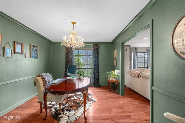 521 Dunmoreland Drive, Shreveport, LA 71106