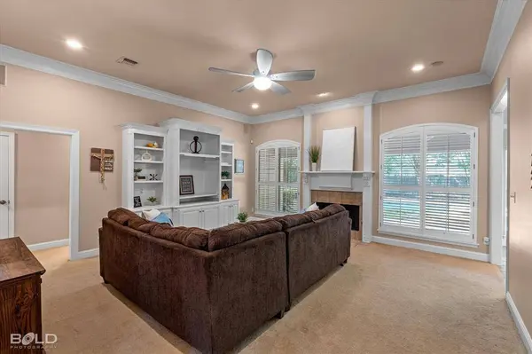 444 Grand Oaks Drive, Shreveport, LA 71106