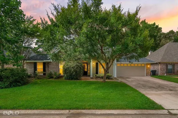 444 Grand Oaks Drive, Shreveport, LA 71106