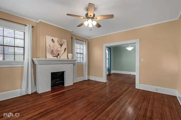 724 College Street, Shreveport, LA 71104