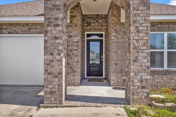 18224 Big Leaf Drive, Gulfport, MS 39503