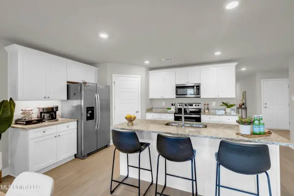 10107 Woodbury Drive, Gulfport, MS 39503