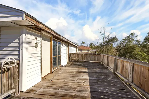 10149 River Drive, Bay Saint Louis, MS 39520