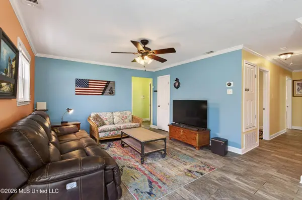 2304 Gulf Avenue, Gulfport, MS 39501