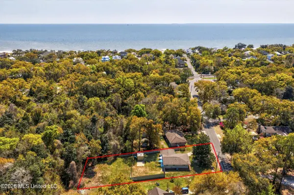 2304 Gulf Avenue, Gulfport, MS 39501