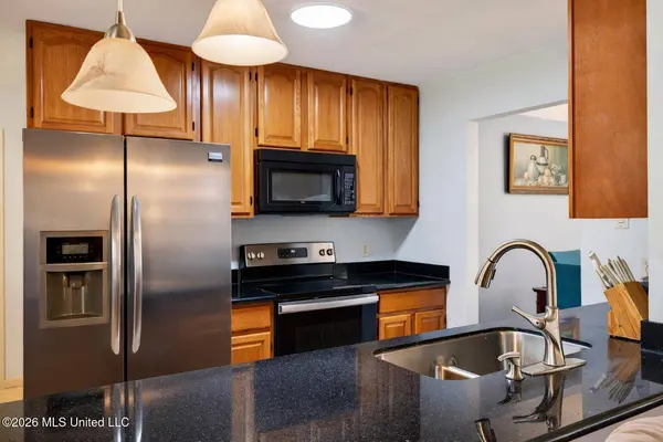 3408 Beachview Drive, Ocean Springs, MS 39564