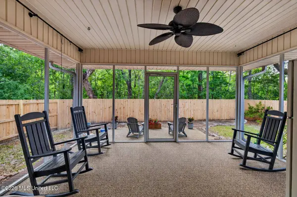 11607 Creekside Cove, Gulfport, MS 39503