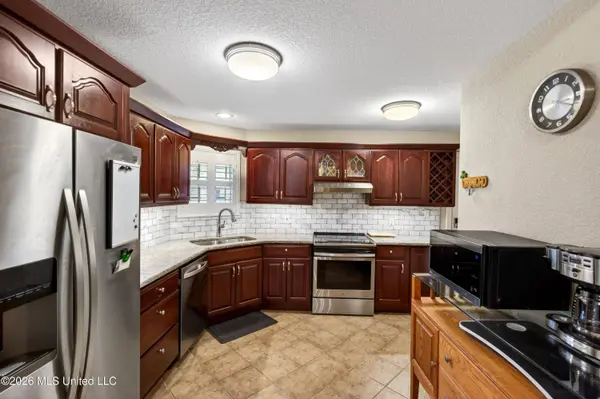 11607 Creekside Cove, Gulfport, MS 39503