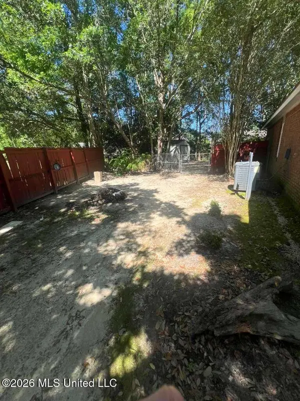 916 E Birch Drive, Gulfport, MS 39503
