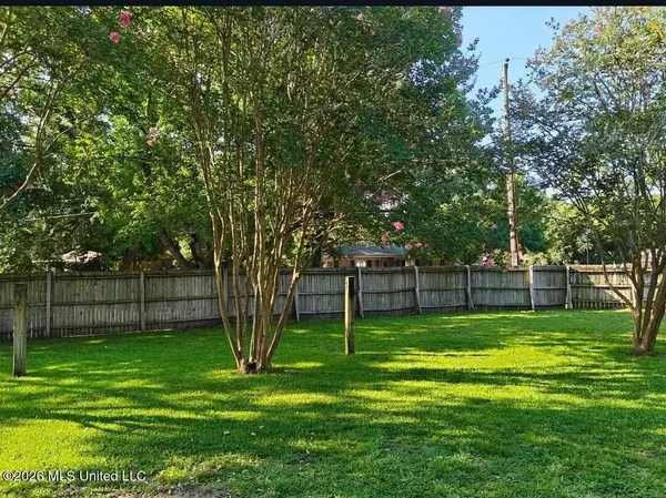 223 Woodbine, Gulfport, MS 39507