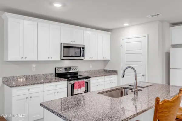 10440 Willow Leaf Drive, Gulfport, MS 39503