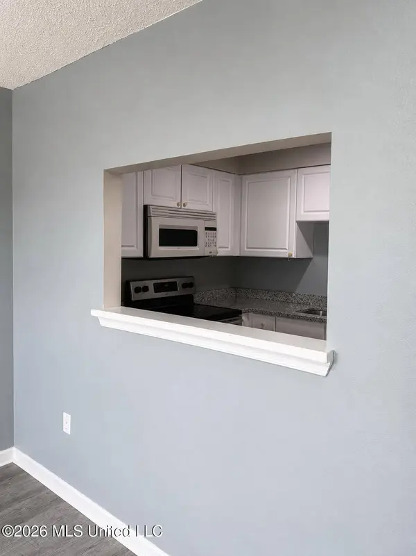 245 Mc Donnell Avenue #202a, Biloxi, MS 39531