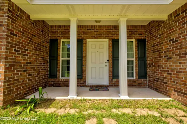 19102 W Honey Branch Road, Saucier, MS 39574