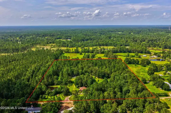 19102 W Honey Branch Road, Saucier, MS 39574