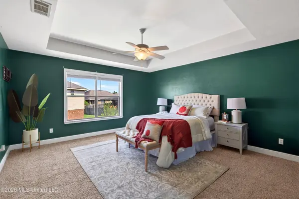 16994 Palm Ridge Drive, D'iberville, MS 39540