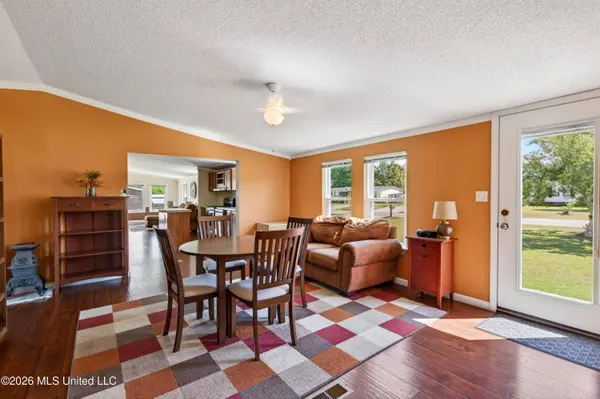 19561 Lennis Cuevas Road, Saucier, MS 39574