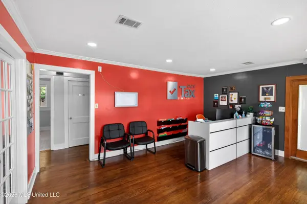 208 S 25th Avenue, Hattiesburg, MS 39401