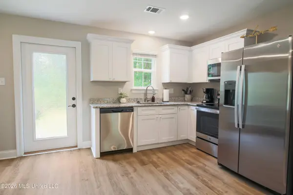 13498 Kelly Street, Gulfport, MS 39503