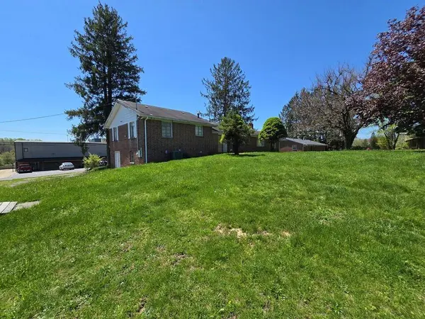 158 George St, Beckley, WV 25801