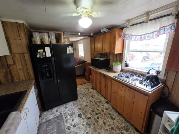 169 Kesler Ln, Talcott, WV 24981