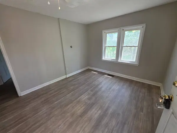 1525 Harper Rd, Beckley, WV 25801