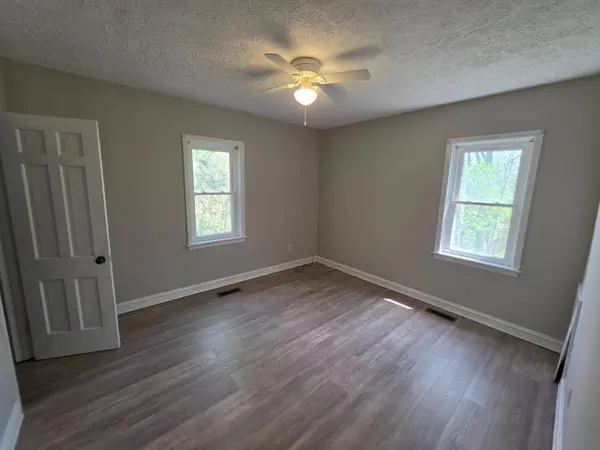 1525 Harper Rd, Beckley, WV 25801