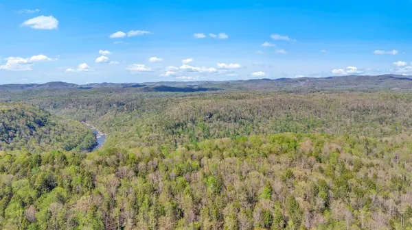 2313 Elliott Cutoff Road, Fayetteville, WV 25938