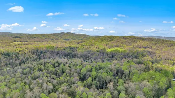 2313 Elliott Cutoff Road, Fayetteville, WV 25938