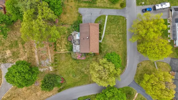 211 Grist Mill Drive, Beckley, WV 25801