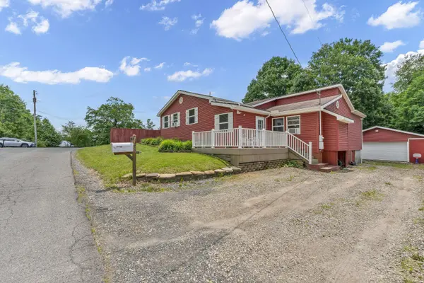 307 Briarwood Dr, Shady Springs, WV 25918
