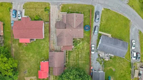 307 Briarwood Drive, Shady Spring, WV 25918