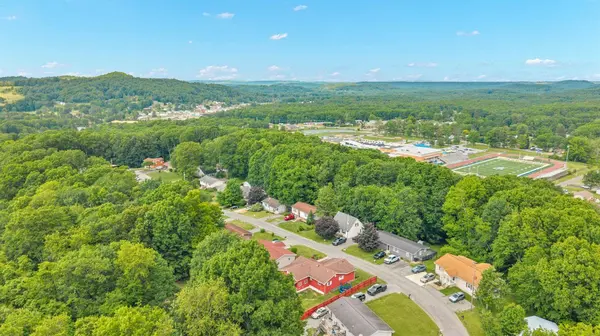307 Briarwood Drive, Shady Spring, WV 25918