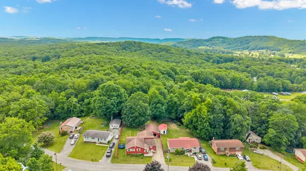 307 Briarwood Drive, Shady Spring, WV 25918