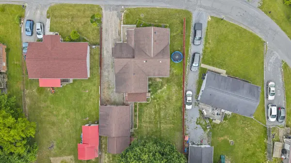 307 Briarwood Dr, Shady Springs, WV 25918