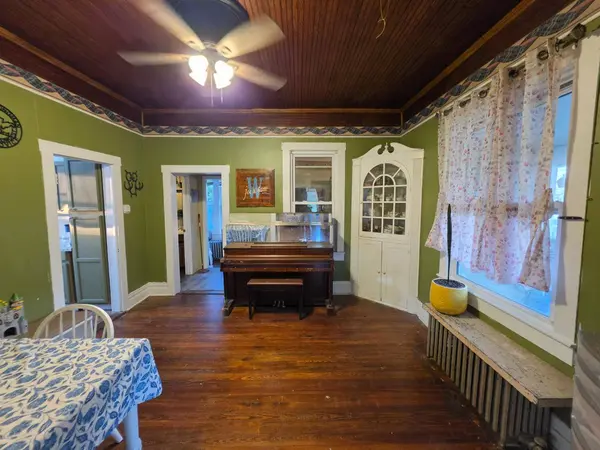 107 Larew, Beckley, WV 25801