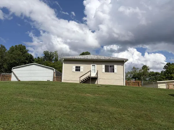 195 Hambrick, Scarbro, WV 25917
