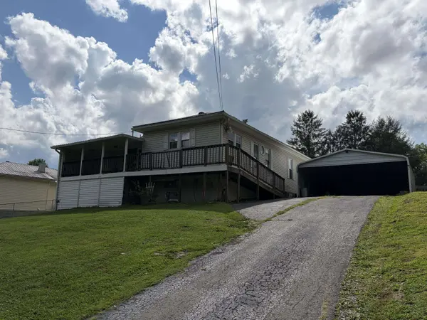 195 Hambrick, Scarbro, WV 25917