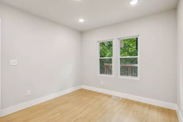 137 Stratton Blvd, Ashland City, TN 37015