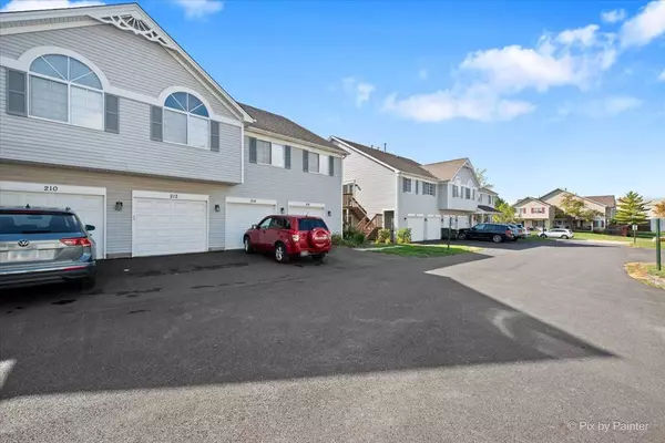 212 Village Creek DR, Lake In The Hills, IL 60156