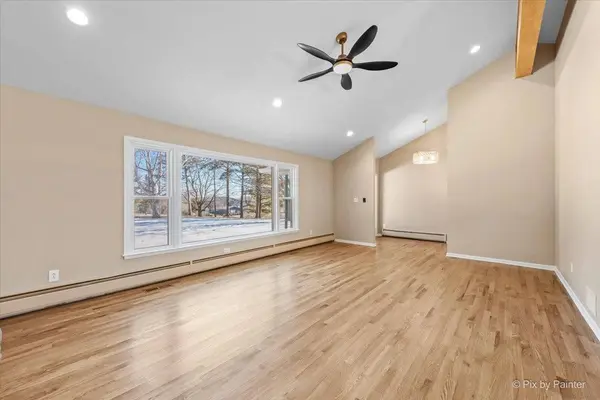 4509 Dean ST, Woodstock, IL 60098