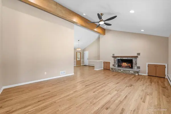 4509 Dean ST, Woodstock, IL 60098