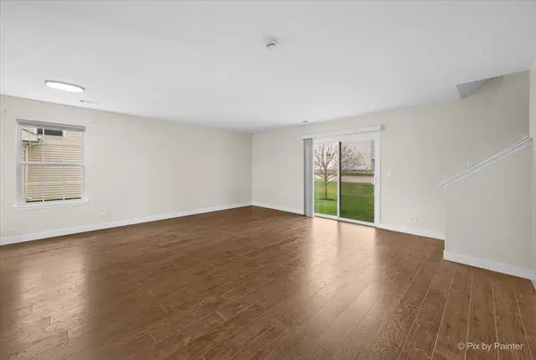 1737 W Chrysler DR, Belvidere, IL 61008