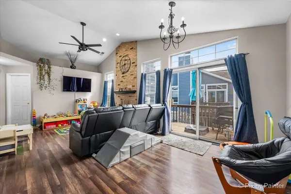 1149 Harbor CT #1149, Glendale Heights, IL 60139