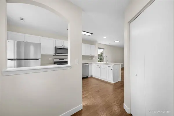 1737 W Chrysler DR, Belvidere, IL 61008