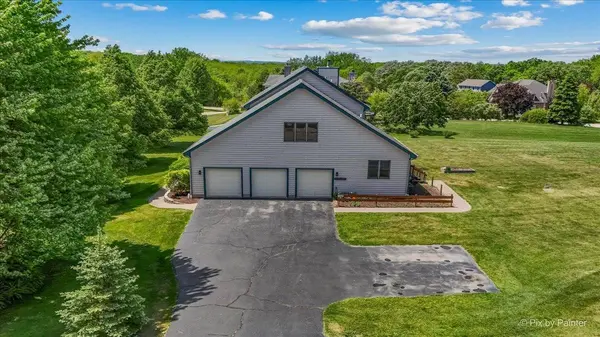 6701 Debbie LN, Marengo, IL 60152