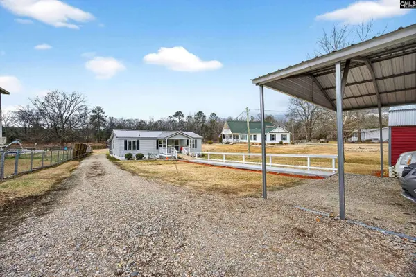 1037 Natures Cove Road, Saluda, SC 29138