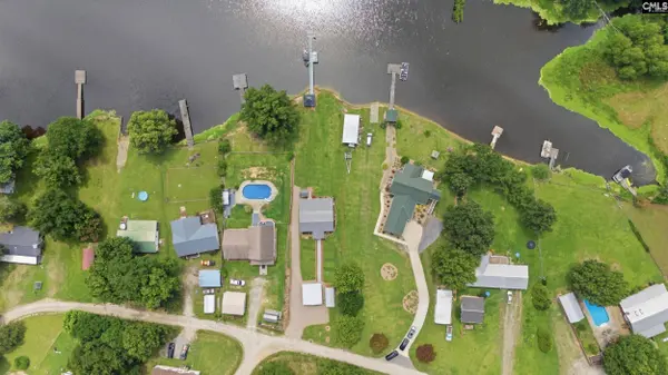 1037 Natures Cove Road, Saluda, SC 29138